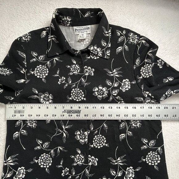 Pendleton Womens Black White Floral Button-Up Shirt Size 12P Long Sleeve Casual - Picture 6 of 7